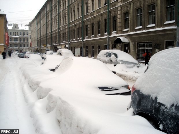 sankt-peterburg-in-snow-01.jpg