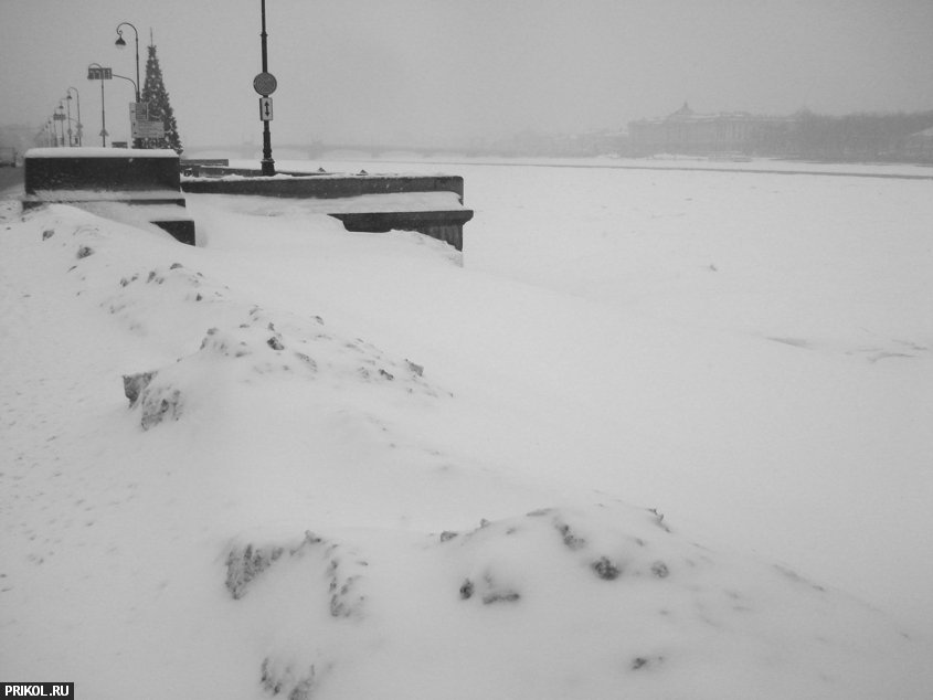 sankt-peterburg-in-snow-12.jpg