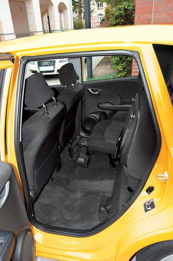 Honda-JAZZ_td-03.jpg