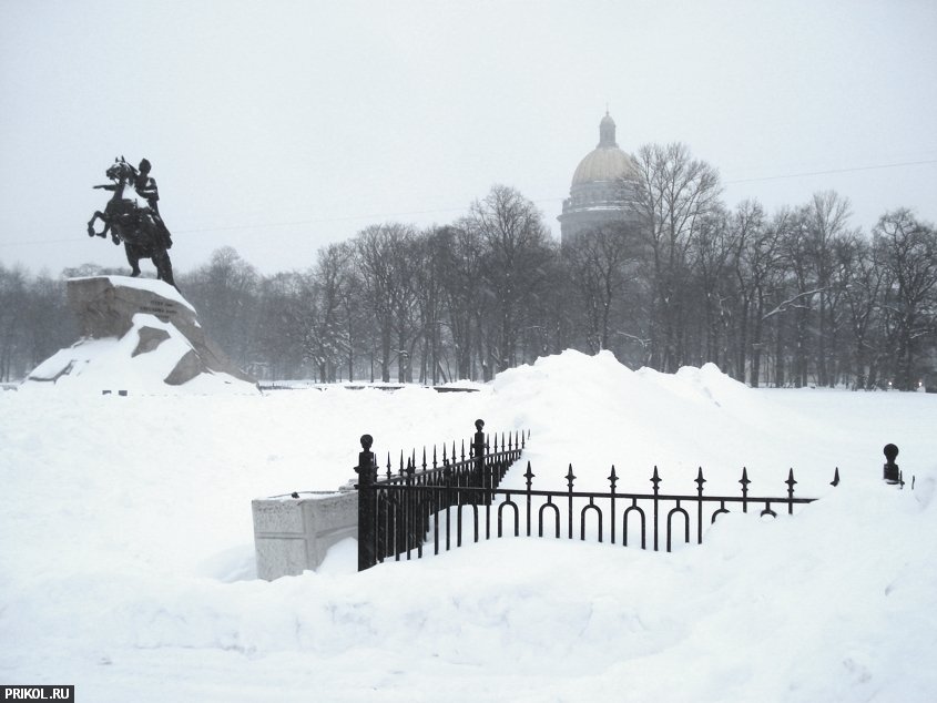 sankt-peterburg-in-snow-16.jpg