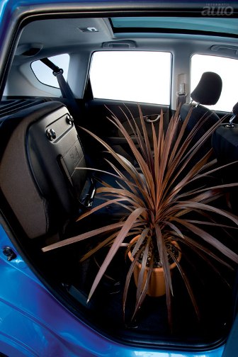 2009-honda-jazz-21m.jpg